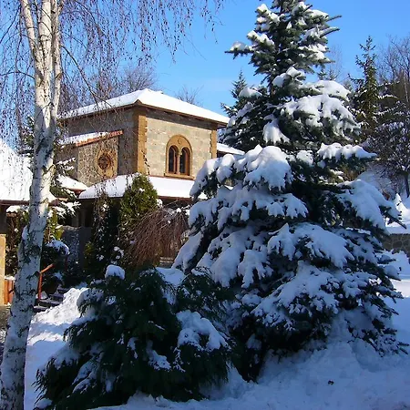 Guest house Club Leonardo Etterem Es Panzio *
